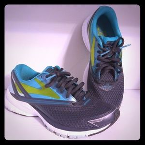 Brooks Launch